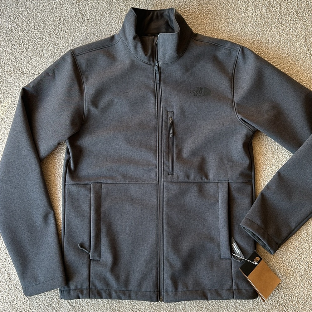 NWT Dark Grey Heather Men's North Face Soft shell Jacket